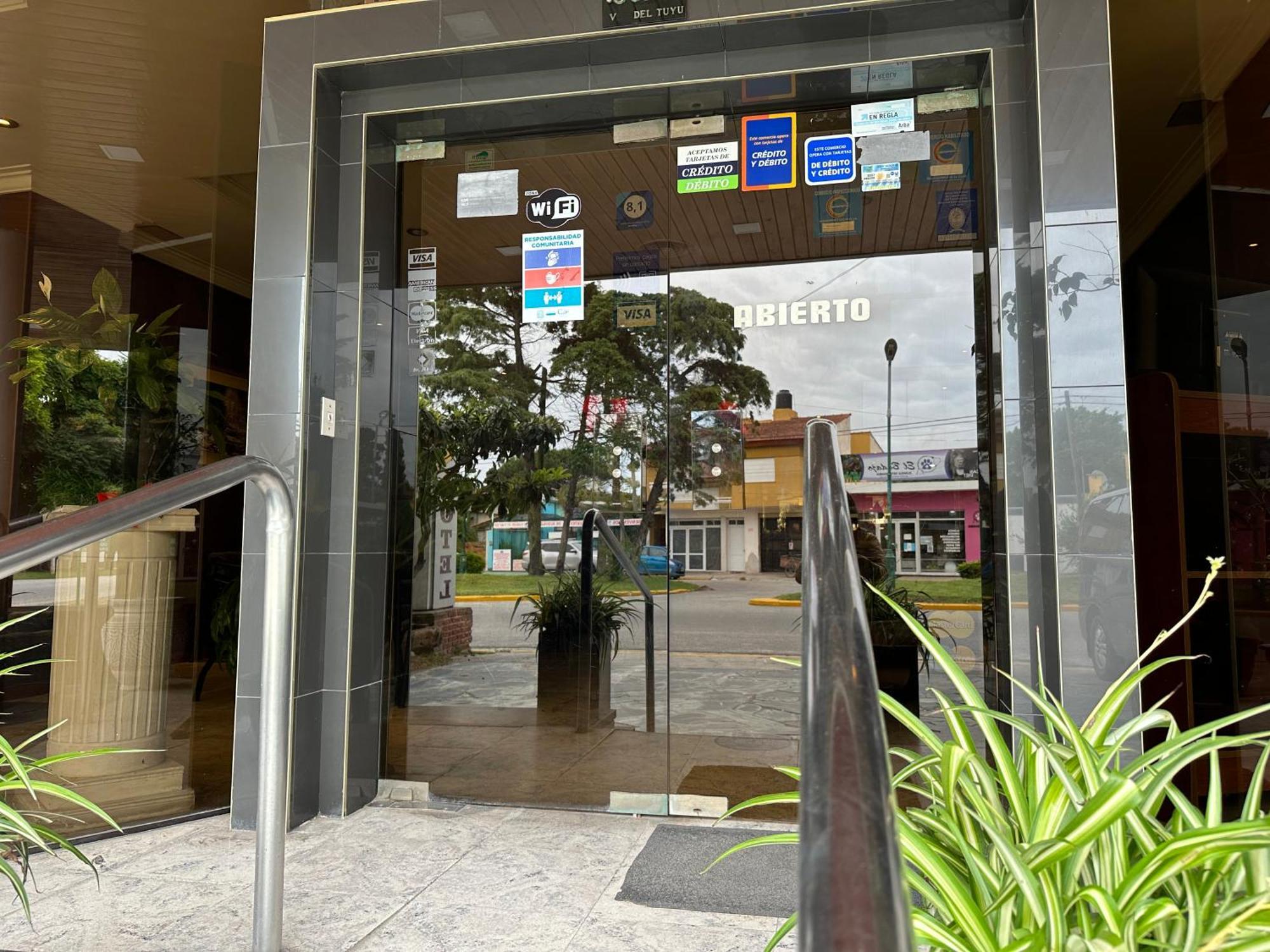 Sun-Shine Hotel San Clemente del Tuyú Εξωτερικό φωτογραφία
